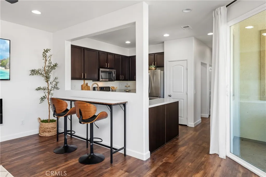 https://cdn.realtyfeed.com/cdn/127/306675665/d7e3a240fc964603f071068fac9c14e2.webp