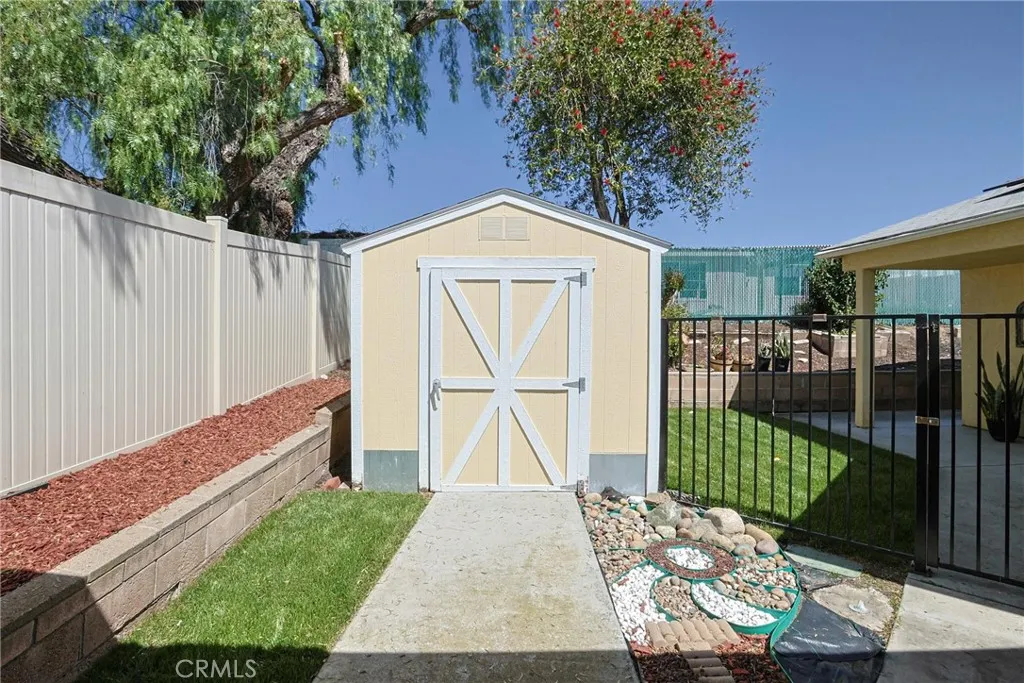 https://cdn.realtyfeed.com/cdn/127/306675698/02238a58d9aab2f9e8bb241ad597b0af.webp