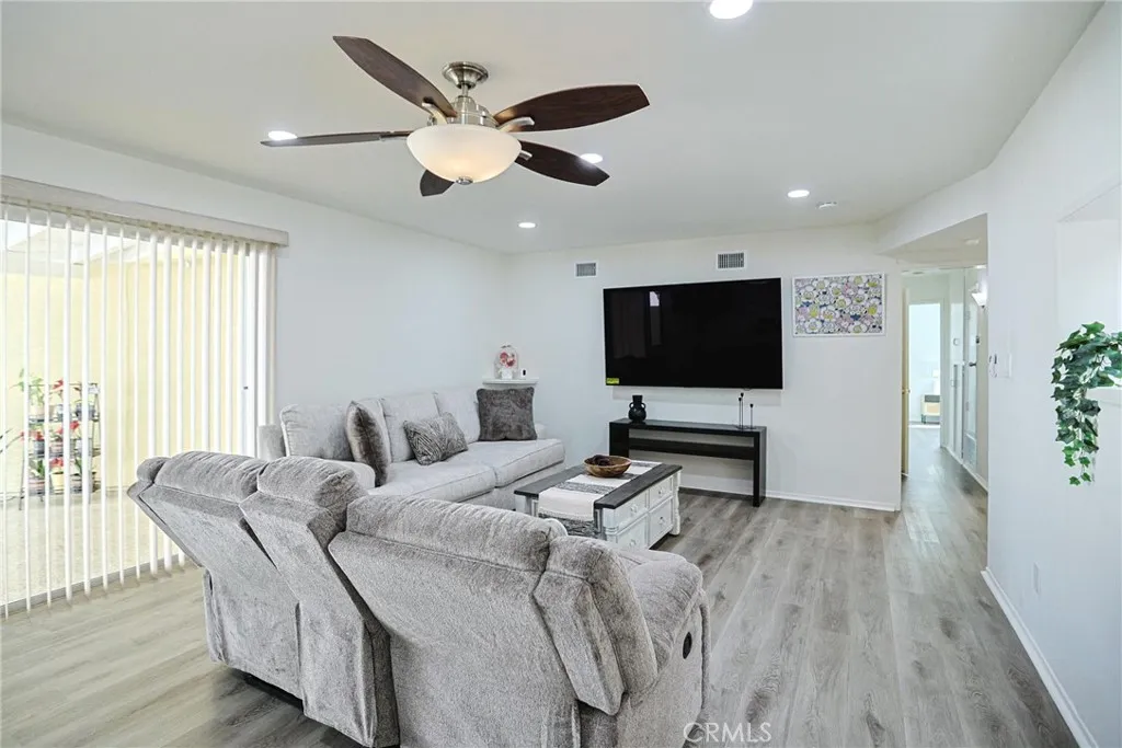https://cdn.realtyfeed.com/cdn/127/306675698/132e8afe65d58bcc5bcd917b327b28fa.webp