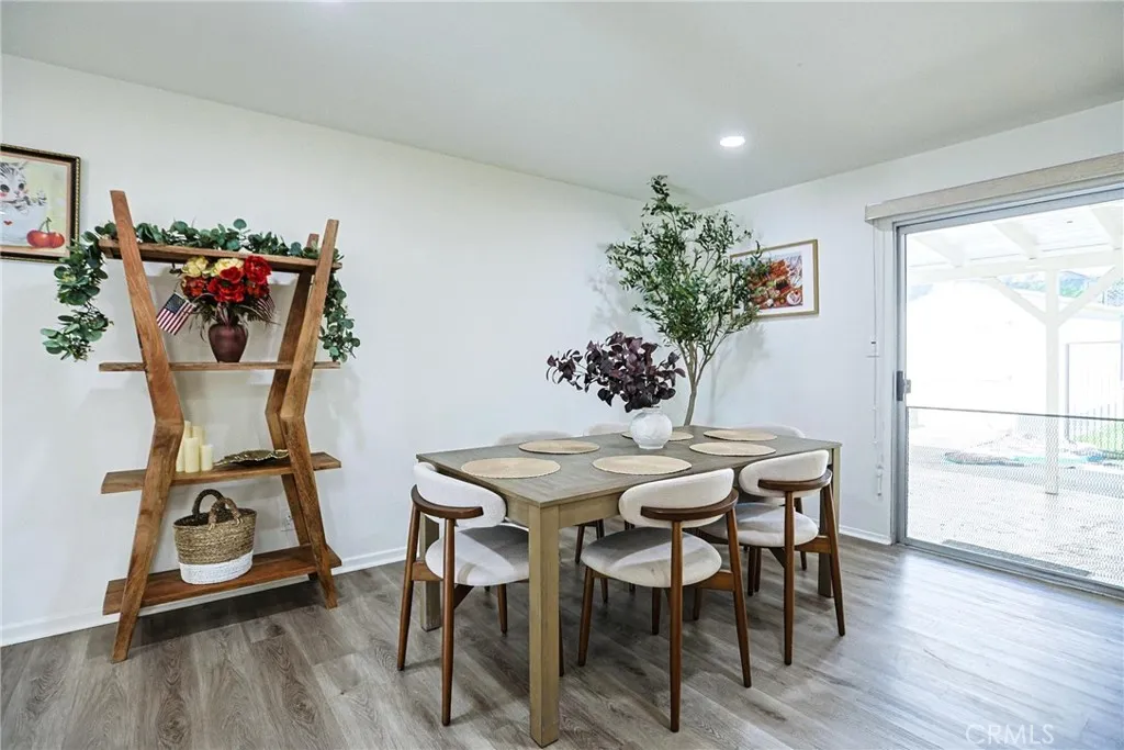 https://cdn.realtyfeed.com/cdn/127/306675698/197f5e6b29c7c95d510385fe1d8122d0.webp