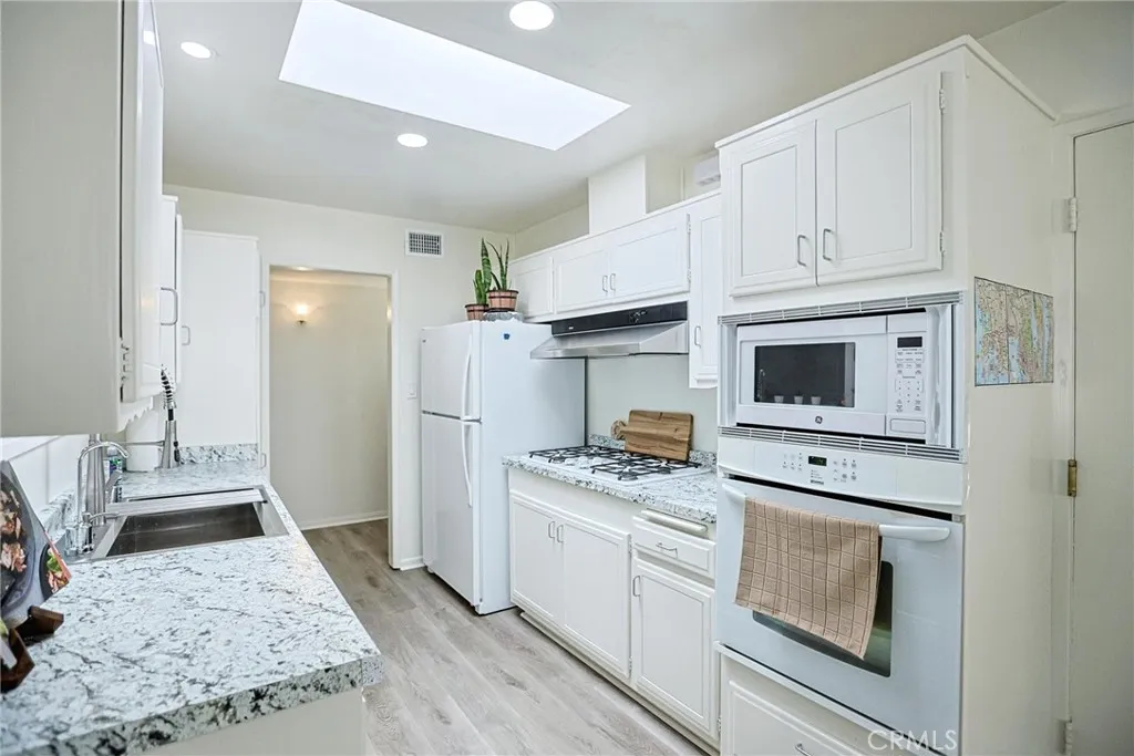 https://cdn.realtyfeed.com/cdn/127/306675698/75bc1902a1b1ea952e0cd0f734c5b3a6.webp