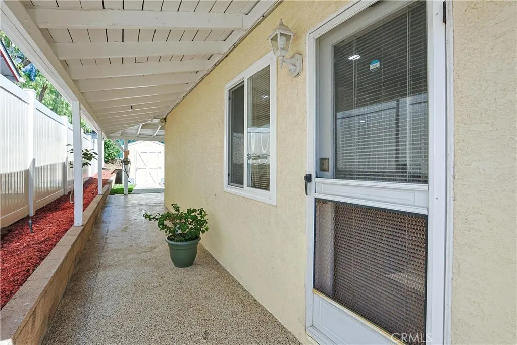 https://cdn.realtyfeed.com/cdn/127/306675698/bda81ec1afad1fd593c1b09d502d72b4.webp