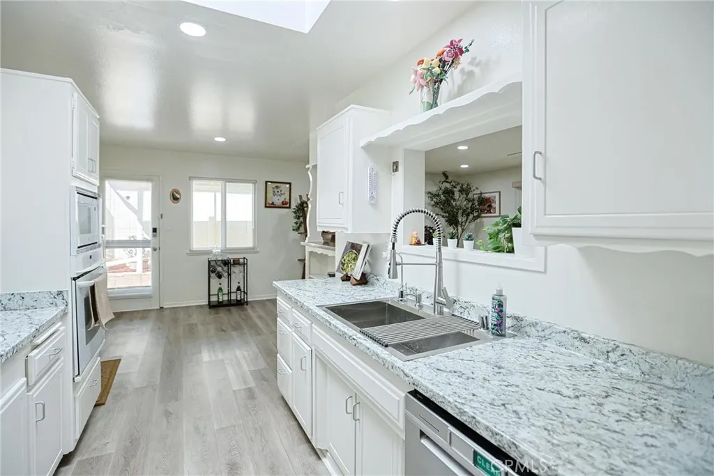 https://cdn.realtyfeed.com/cdn/127/306675698/d8abf7eb330a84ba6fc0c96a427afadb.webp