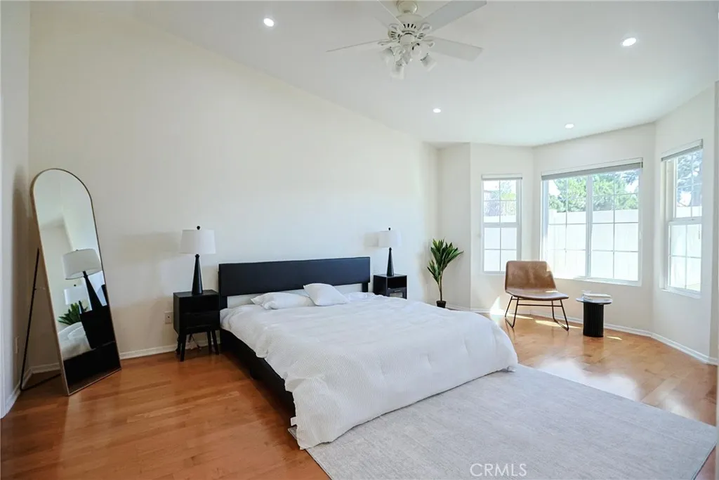 https://cdn.realtyfeed.com/cdn/127/306675698/e5e379b5e492a2f50a45d06575c19964.webp