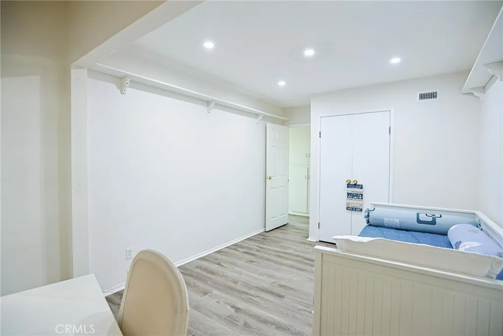 https://cdn.realtyfeed.com/cdn/127/306675698/f52640351d439ca4d4b7762a71f8d0ab.webp