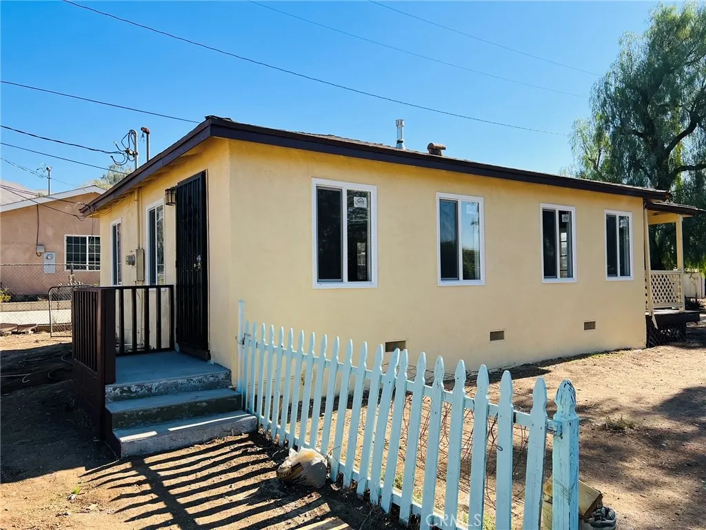 430 7th, Norco, CA, 92860