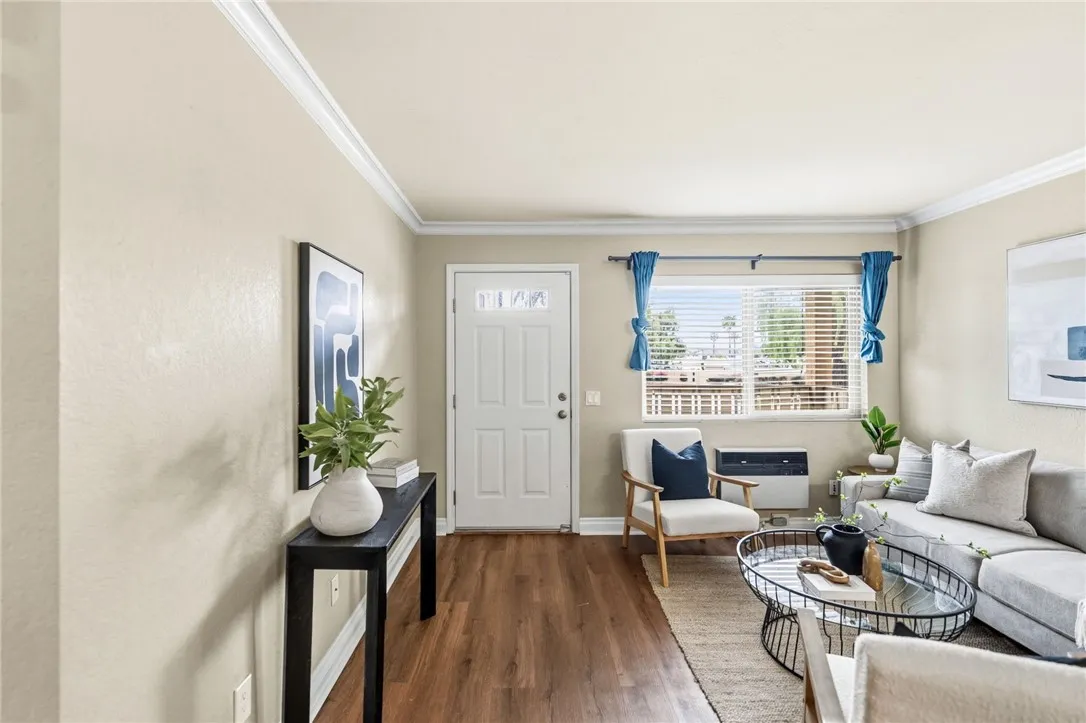 Photo #8: SW26065161 Listing: Photo #8