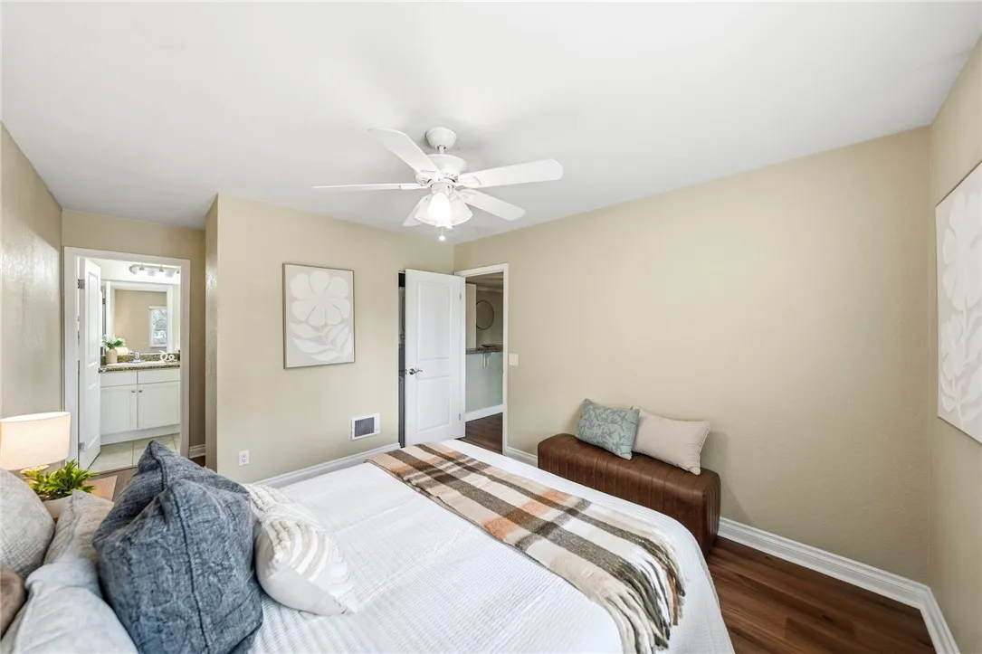 Photo #19: SW26065161 Listing: Photo #19