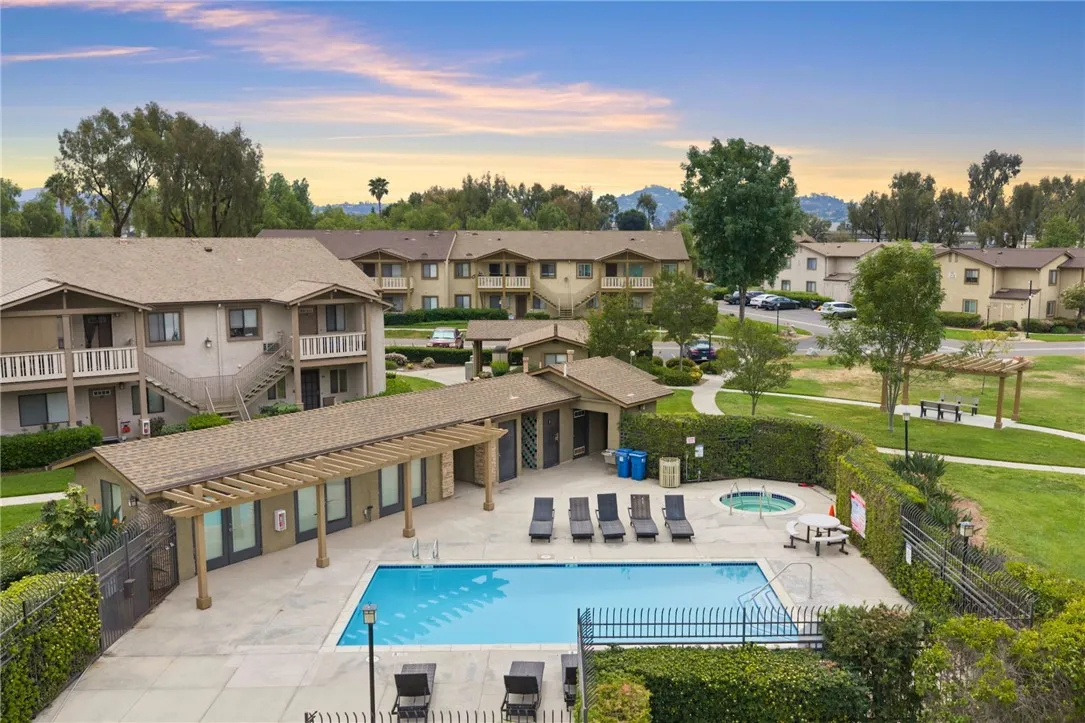 https://cdn.realtyfeed.com/cdn/127/306675730/49a137682c36ee5cc160fbd3e0e6b05c.webp
