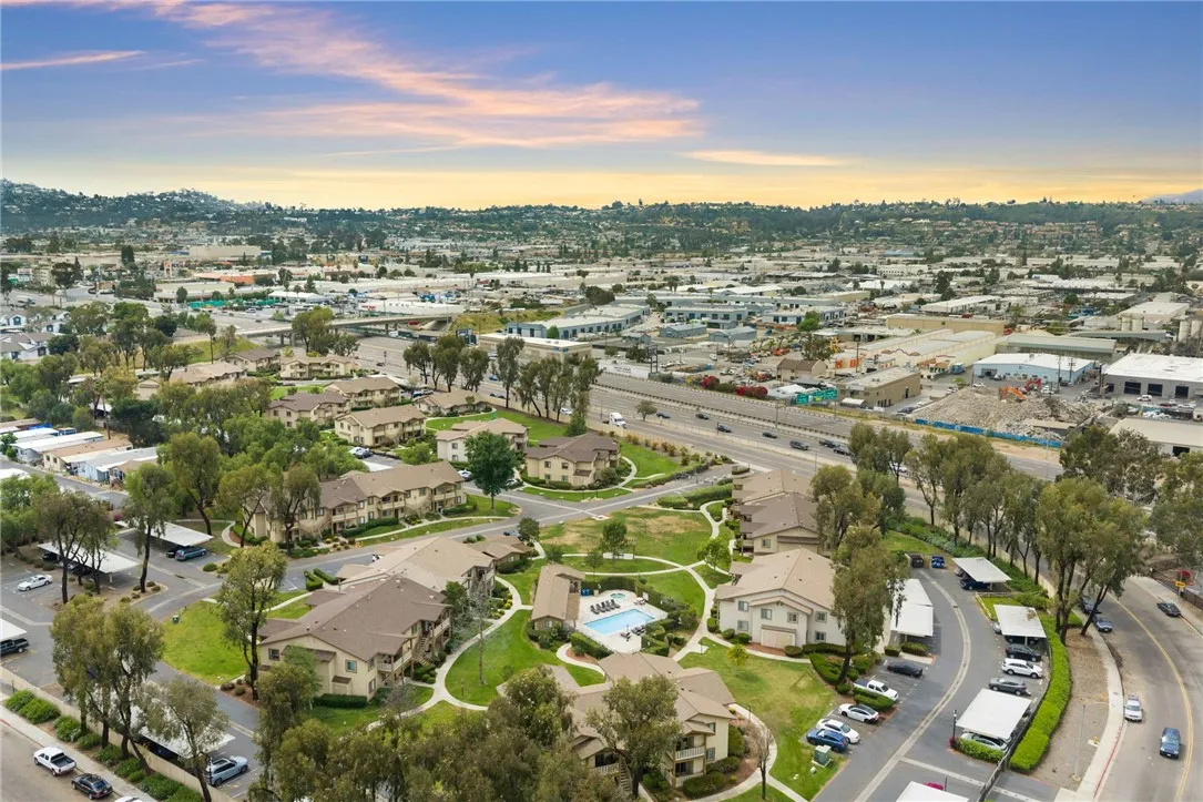 https://cdn.realtyfeed.com/cdn/127/306675730/58e317927e11f1682fd08ae4452da460.webp