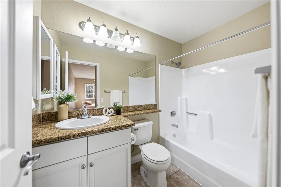 Photo #27: SW26065161 Listing: Photo #27
