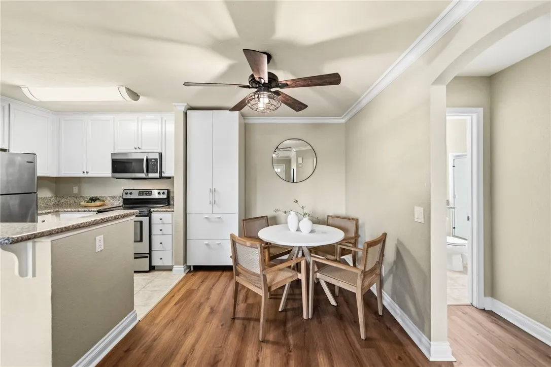 https://cdn.realtyfeed.com/cdn/127/306675730/80a1970dabeb69319fcf030ba44db627.webp