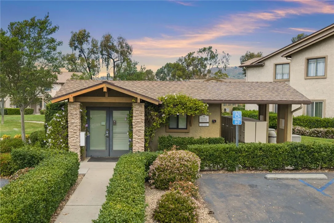https://cdn.realtyfeed.com/cdn/127/306675730/f34db643e06df3f82c8f4a98465c2bab.webp