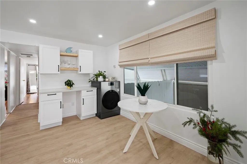 https://cdn.realtyfeed.com/cdn/127/306675829/10b8dba97799d1f187b556571e46c03c.webp