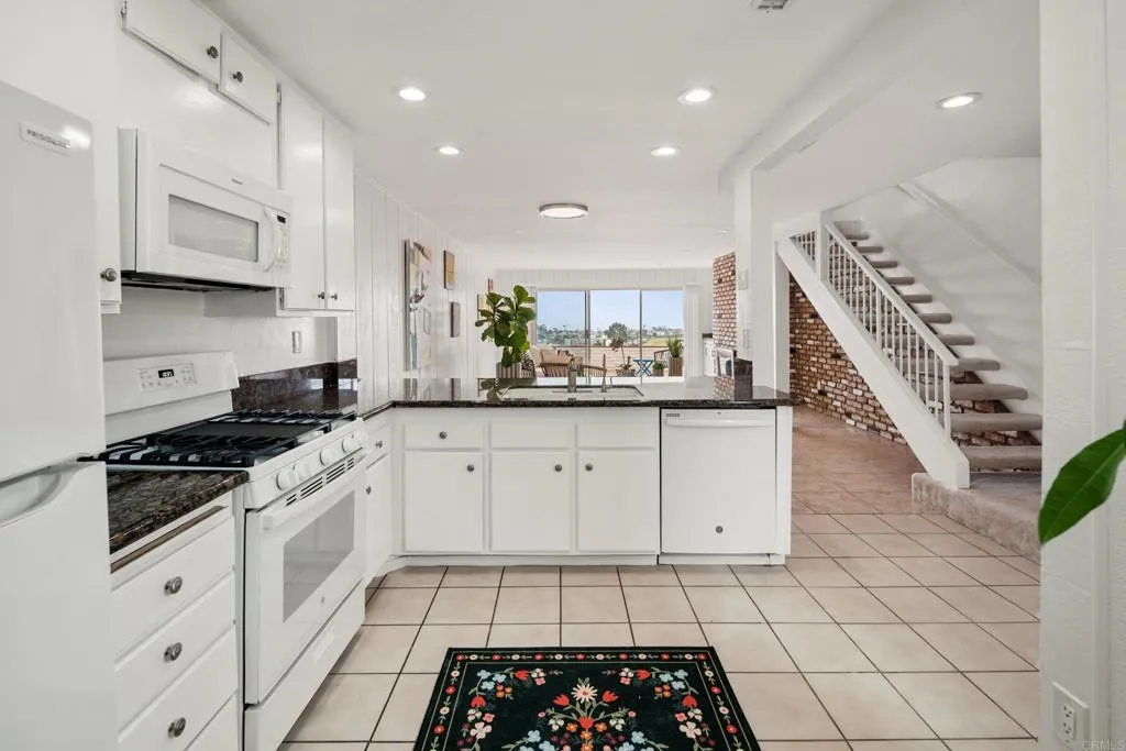 Photo #8: NDP2602846 Listing: Photo #8