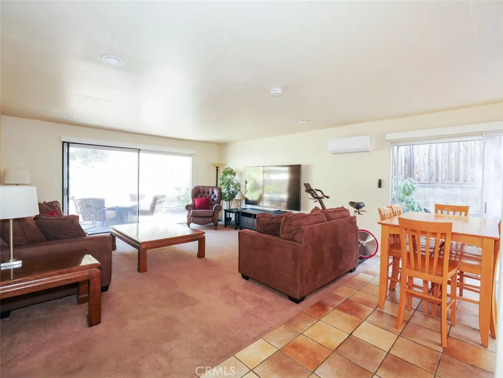 https://cdn.realtyfeed.com/cdn/127/306675839/06b52ce7443bb773cc8cd0513e0e87e2.webp