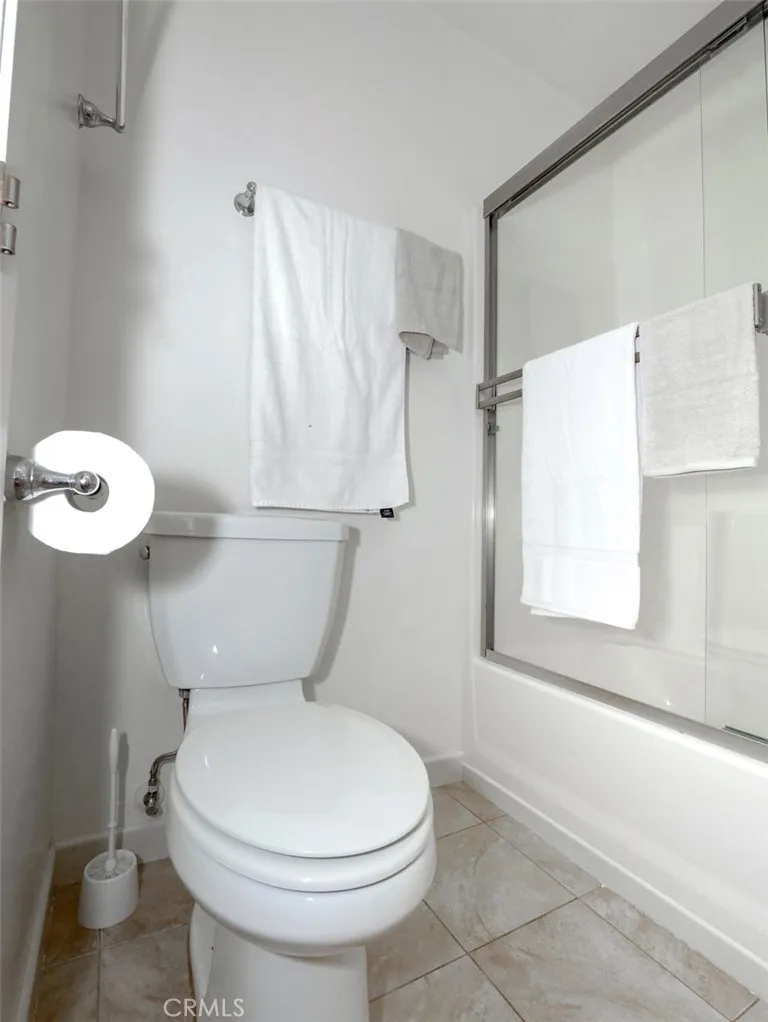 https://cdn.realtyfeed.com/cdn/127/306675839/76dfaacfbb15d90d73236f2518f0c8be.webp
