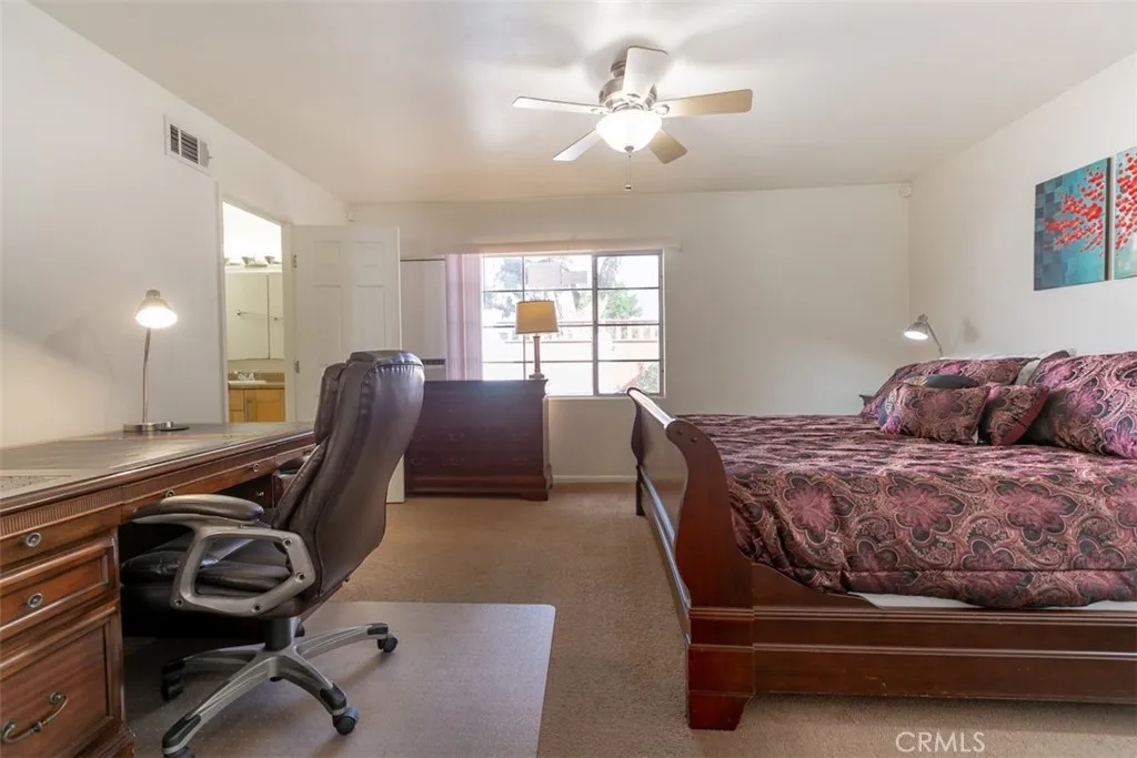 https://cdn.realtyfeed.com/cdn/127/306675839/8a1c3cfd806a0f78219866bcf2ac0457.webp