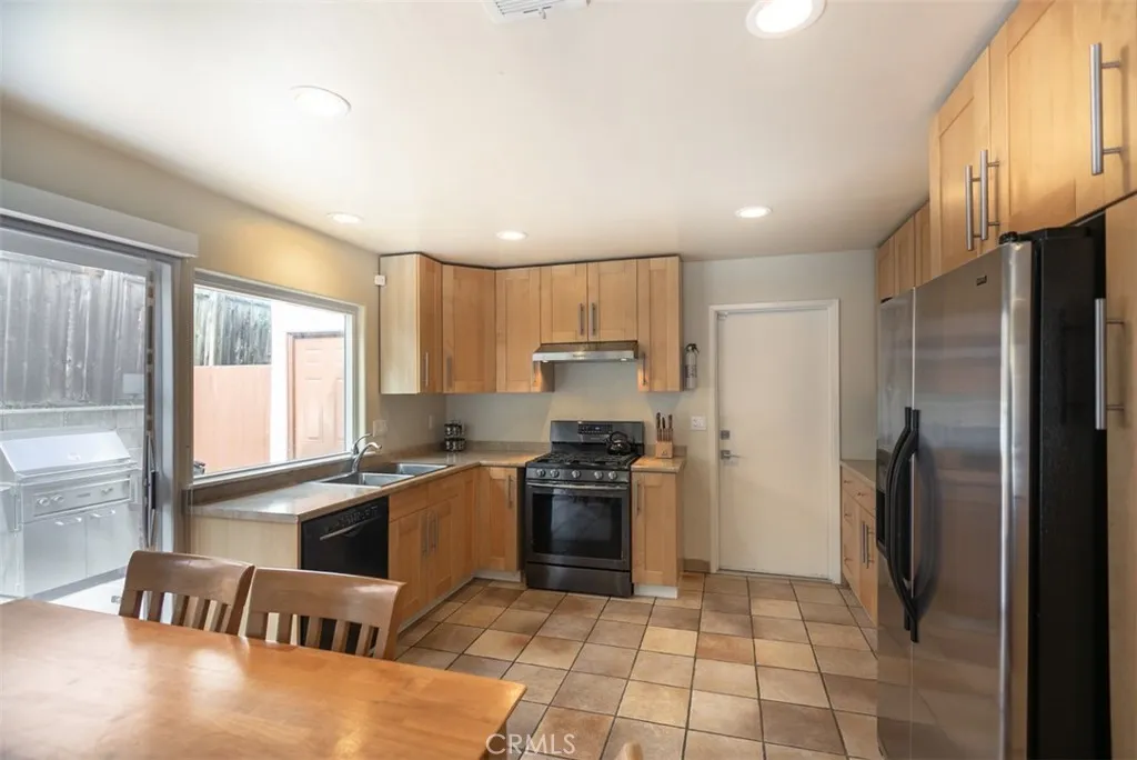 https://cdn.realtyfeed.com/cdn/127/306675839/bd51d7bde4137b6e30375fa48a50acfe.webp