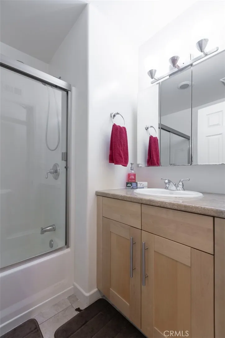 https://cdn.realtyfeed.com/cdn/127/306675839/fd6de4a001f2a9b779b2e53de24816e0.webp