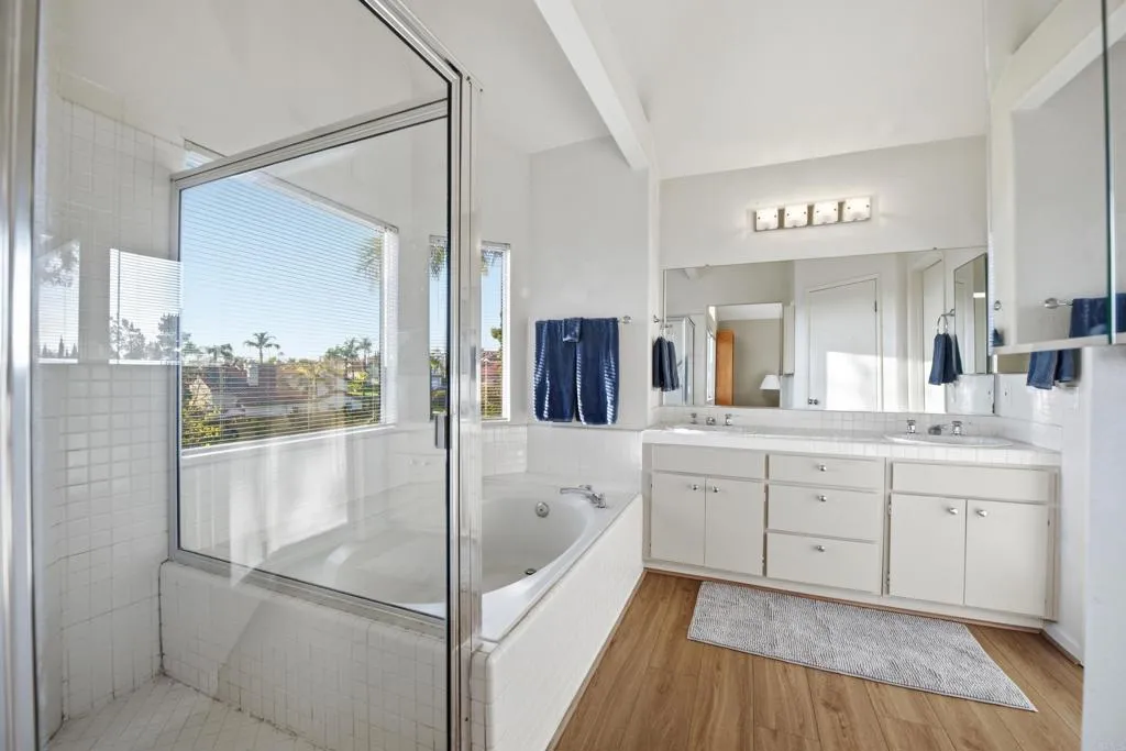 https://cdn.realtyfeed.com/cdn/127/306675922/d19bff98c1bca87b2c429944327453f6.webp