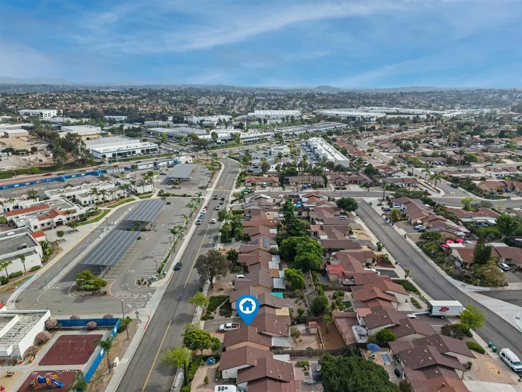 https://cdn.realtyfeed.com/cdn/127/306675942/75a45d4e268de767fea043bd72b4eec5.webp