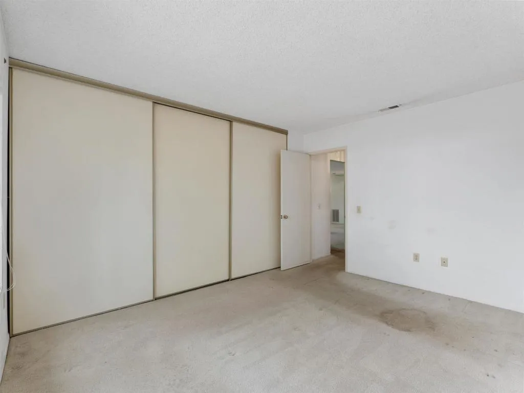https://cdn.realtyfeed.com/cdn/127/306675942/d254370945a99834be78b027375fafa0.webp