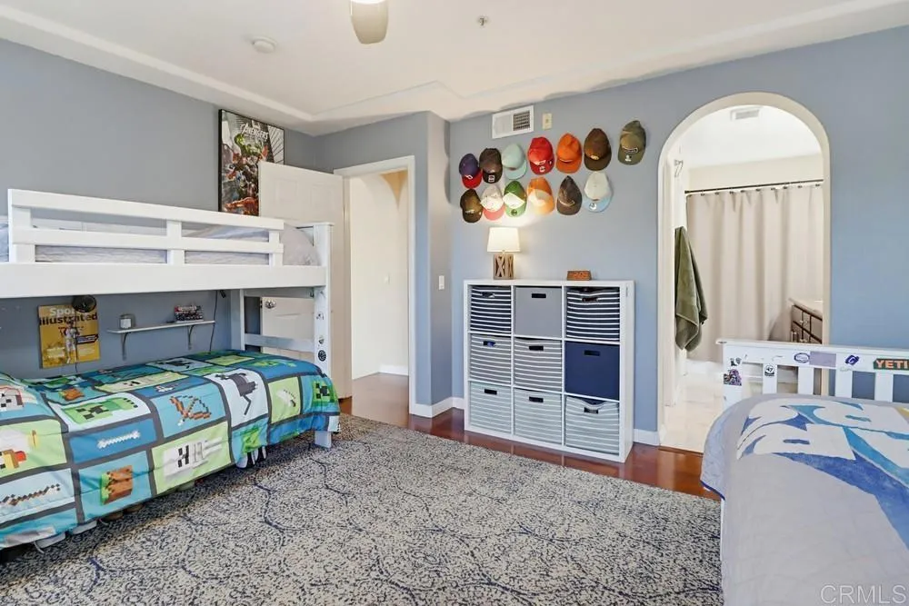 Photo #25: PTP2602282 Listing: Photo #25