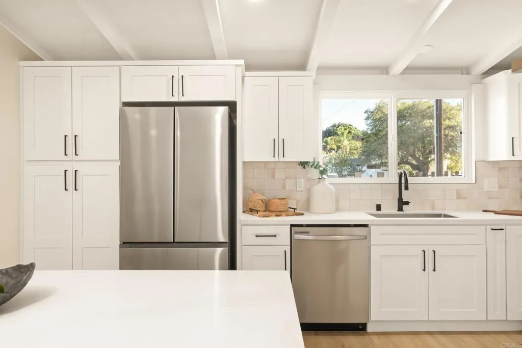 https://cdn.realtyfeed.com/cdn/127/306675978/7e25a45e7065560ecc9b85229f260c4e.webp