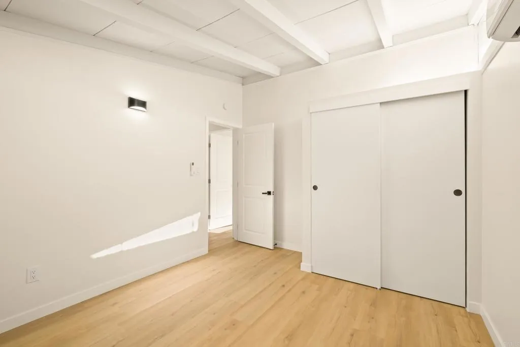https://cdn.realtyfeed.com/cdn/127/306675978/f7a7ffbef40c3b3a67775bf45539a15a.webp