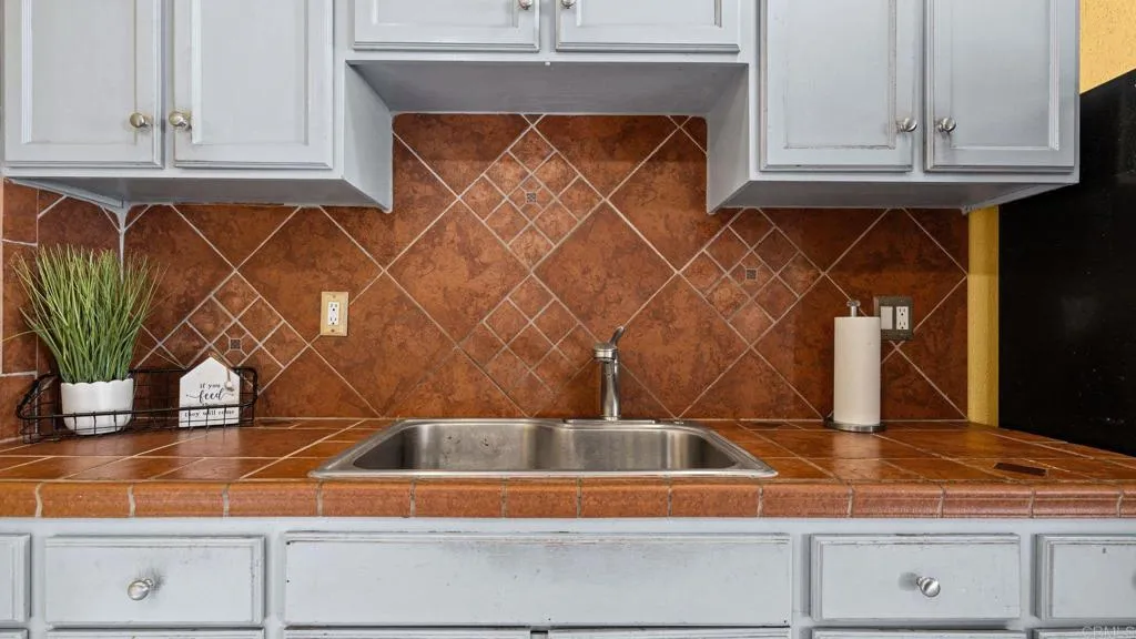 https://cdn.realtyfeed.com/cdn/127/306675987/53986583cee66150523793ef2ee0ec61.webp