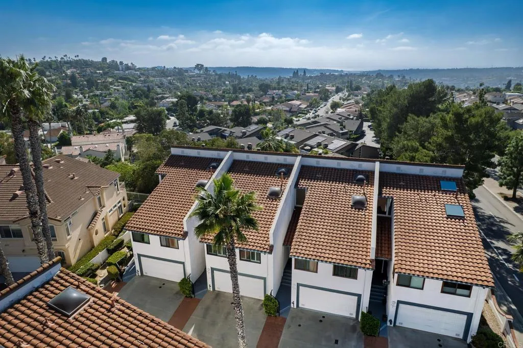 https://cdn.realtyfeed.com/cdn/127/306676031/27ee7b3a1bd0f5b2f74ad03c0f0e121a.webp