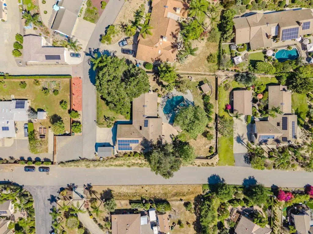 https://cdn.realtyfeed.com/cdn/127/306676035/51077fe9c1ecc95658e11b4e1da145ab.webp