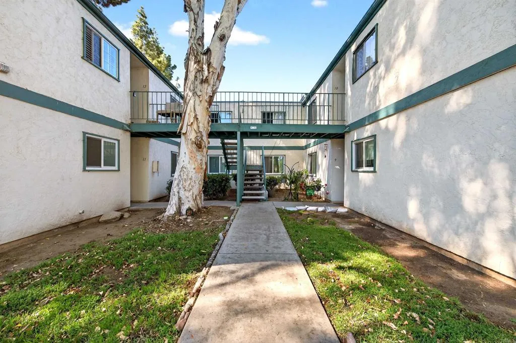 1817 Grand Ave UNIT 11, Escondido, CA, 92027