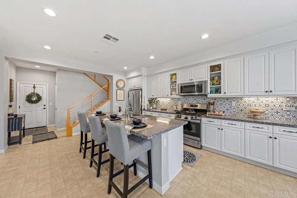 Photo #3: PTP2602289 Listing: Photo #3