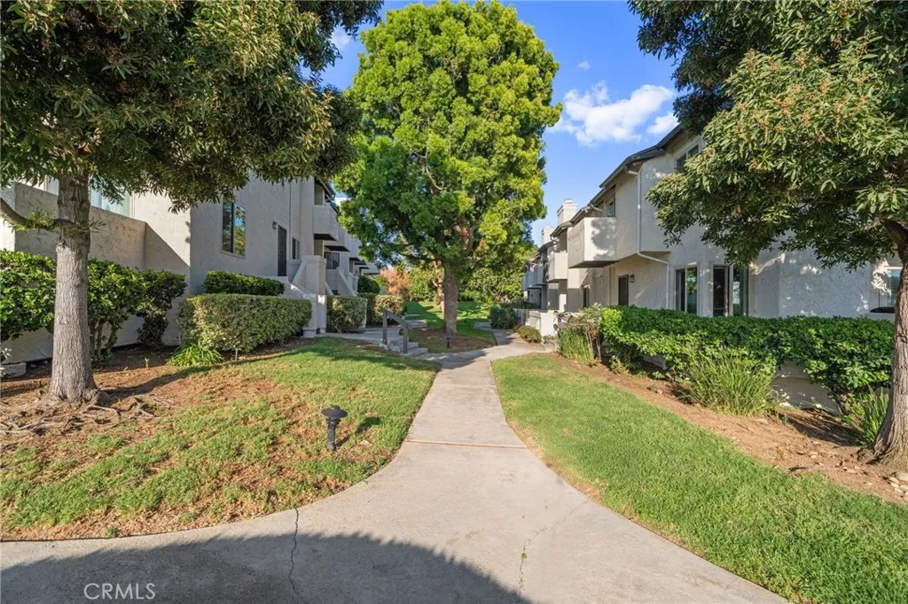 https://cdn.realtyfeed.com/cdn/127/306676098/36b9929651a3e3034e3d2c26067edeb4.webp