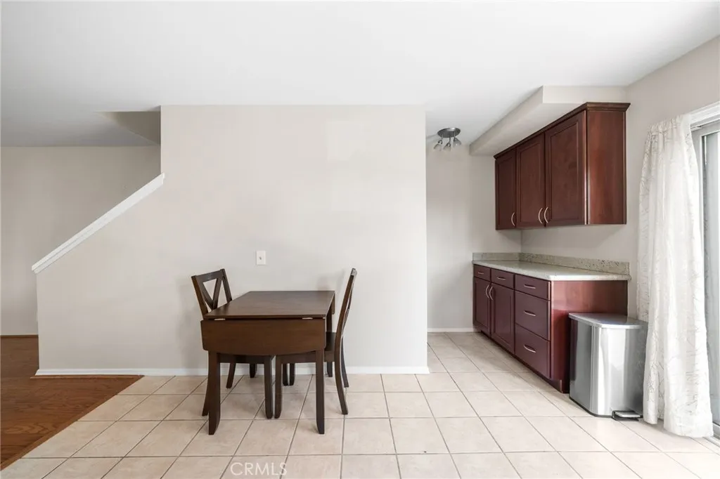 https://cdn.realtyfeed.com/cdn/127/306676098/69281cd82cc0802d5f7006e469ab769e.webp
