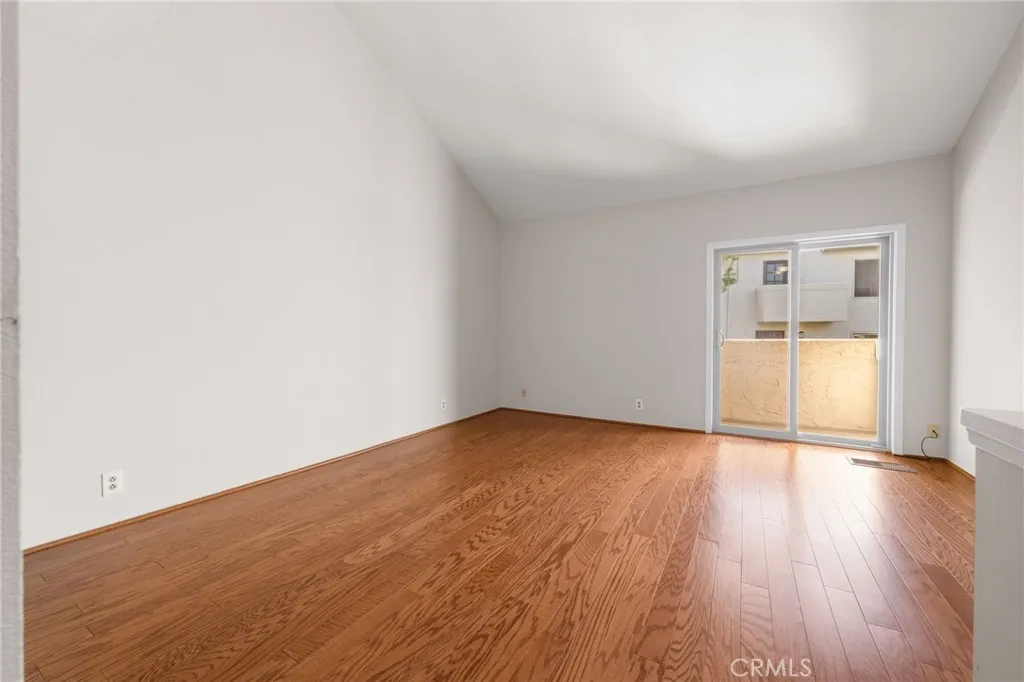https://cdn.realtyfeed.com/cdn/127/306676098/6c6d4c375e15bf9c99ba3797ce80d217.webp