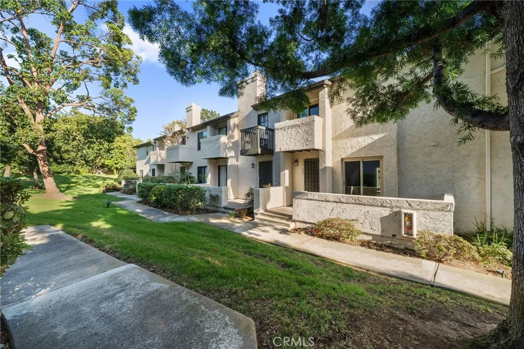 https://cdn.realtyfeed.com/cdn/127/306676098/76b5048fc9ca584abfee272e0a34ceb2.webp