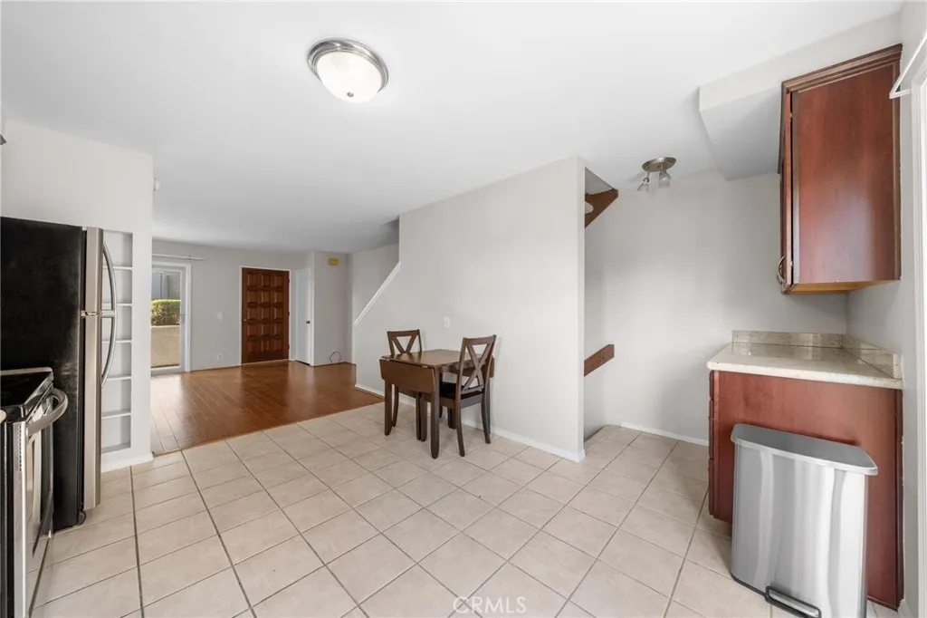 https://cdn.realtyfeed.com/cdn/127/306676098/8128e27c0ca70e951cf9bd2aba06948f.webp