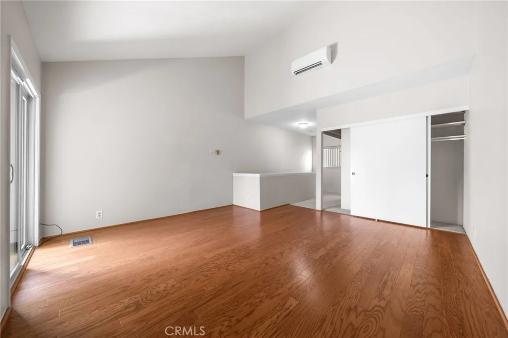 Photo #18: OC26065387 Listing: Photo #18