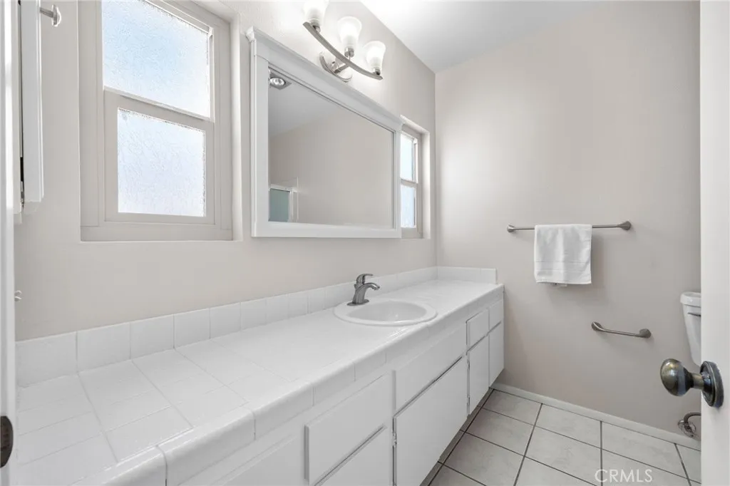 https://cdn.realtyfeed.com/cdn/127/306676098/9fc2823102f7e763f090f5e6f537cb67.webp