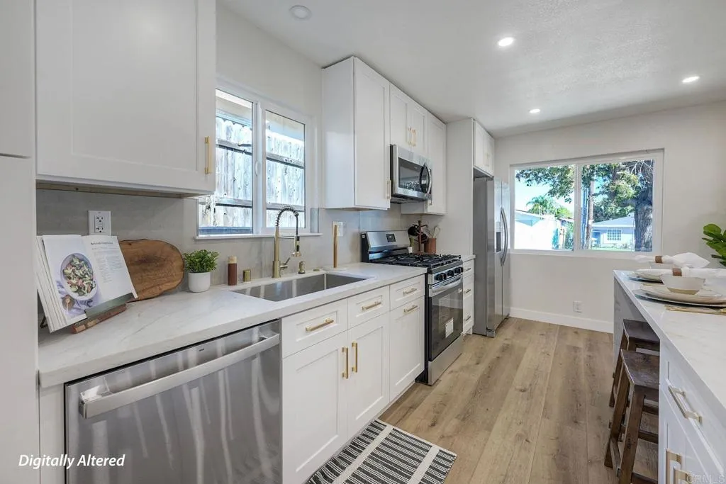 https://cdn.realtyfeed.com/cdn/127/306676104/8ed9a1372459e789bfa4ae05116814be.webp