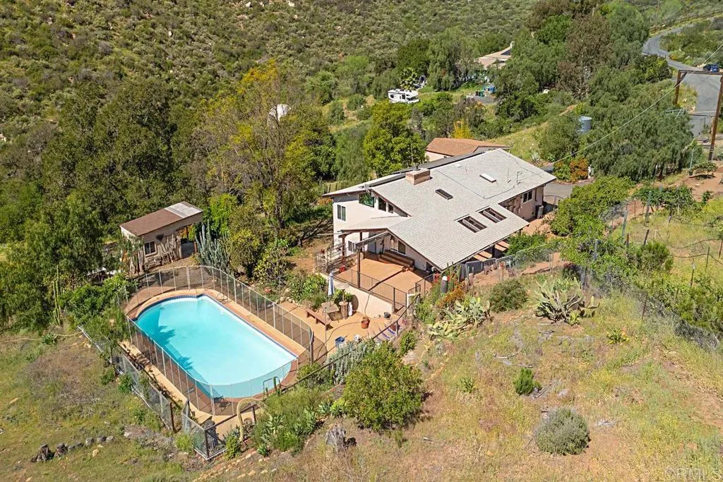 https://cdn.realtyfeed.com/cdn/127/306676152/3797283e79df8ee10a2458c7efb3e31d.webp