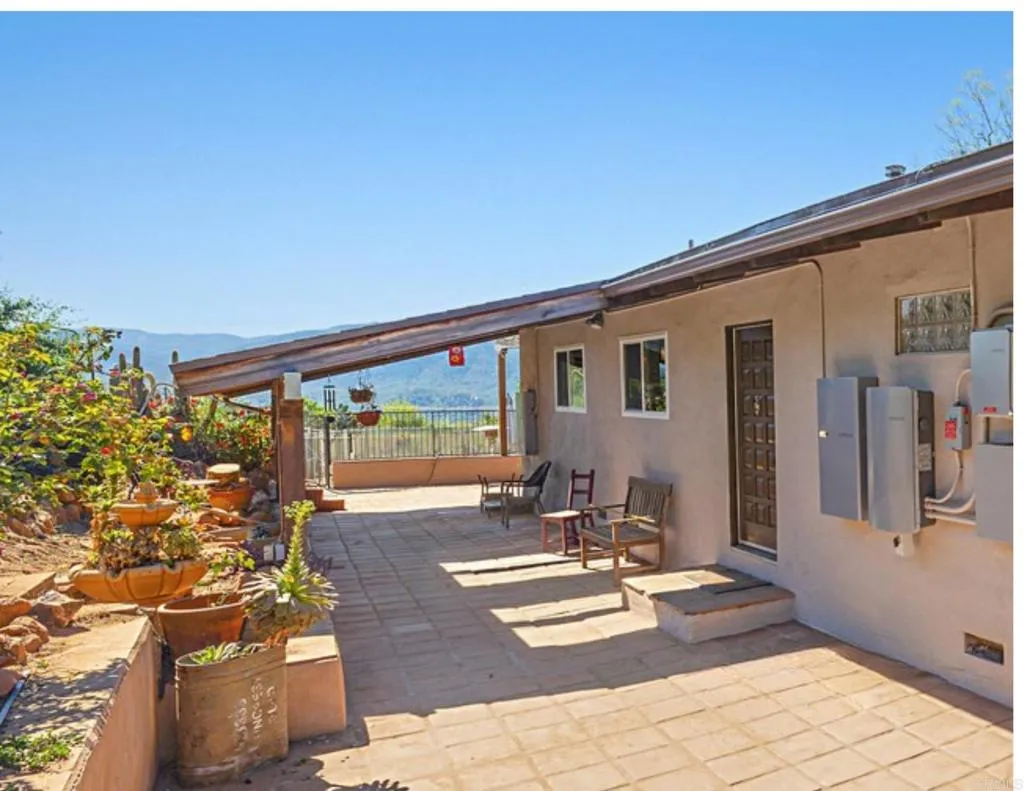 https://cdn.realtyfeed.com/cdn/127/306676152/6019c707a7234757941df1be6e1be161.webp