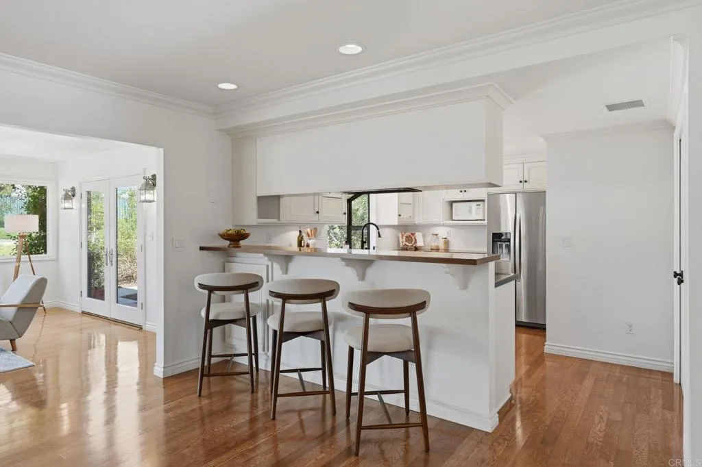 https://cdn.realtyfeed.com/cdn/127/306676170/303b3fe14d766846c0c0f084f119f85d.webp