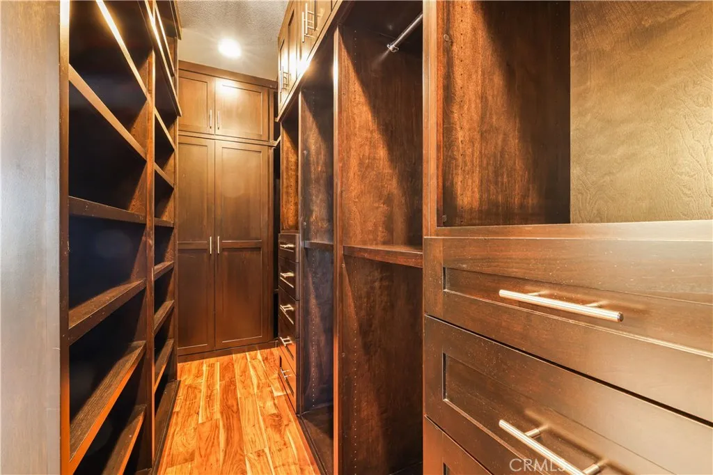 https://cdn.realtyfeed.com/cdn/127/306676171/7b69570ce2cdf3ffd769367f3018c10b.webp