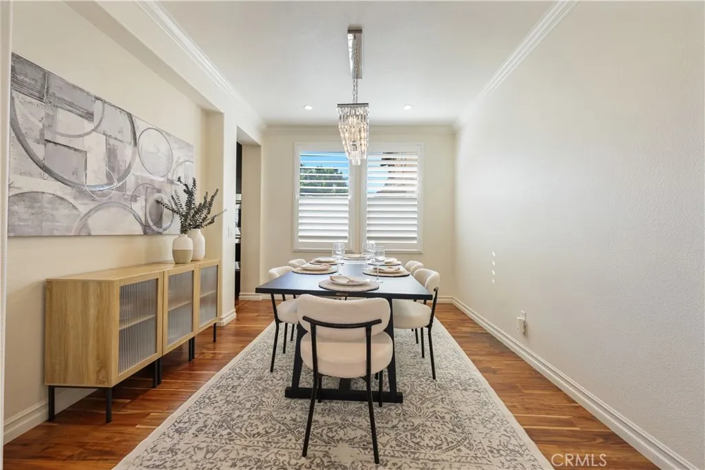 https://cdn.realtyfeed.com/cdn/127/306676171/bd18fd01ecede8a39be94fe3f58599fb.webp
