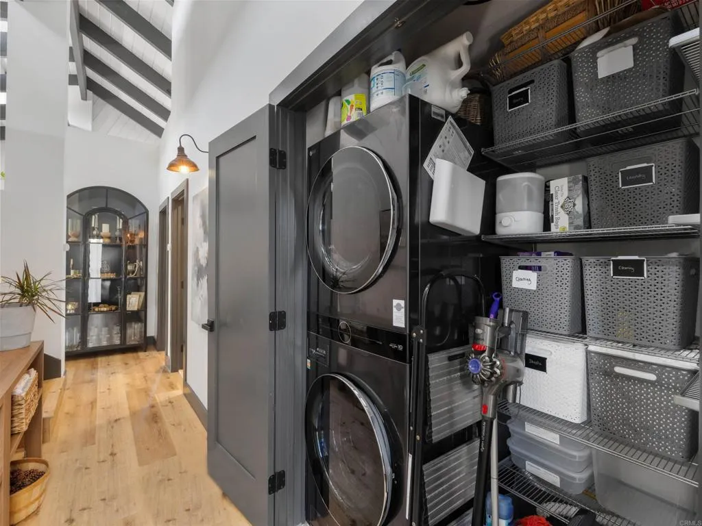 https://cdn.realtyfeed.com/cdn/127/306676172/0b7eeac472fc129798bba696daf0239f.webp