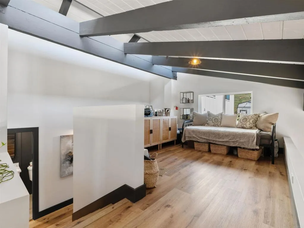 https://cdn.realtyfeed.com/cdn/127/306676172/45ae025df185dbe6a2978cbf7356e6ce.webp
